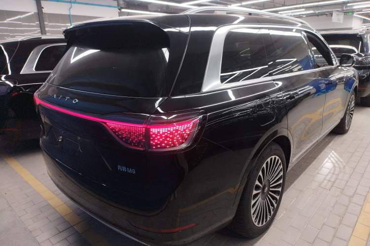 Used Hima AITO M9 2024 Range-Extended Ultra Version 42 kWh 6-Seater Model Rear
