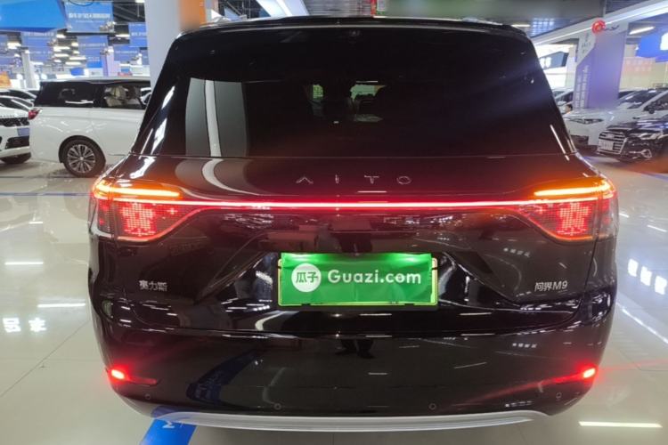 Used Hima AITO M9 2024 Range-Extended Ultra Version 52 kWh 6-Seater Model Rear