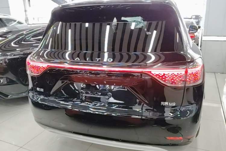 Used Hima AITO M9 2024 Range-Extended Ultra Version 42 kWh 6-Seater Model Rear