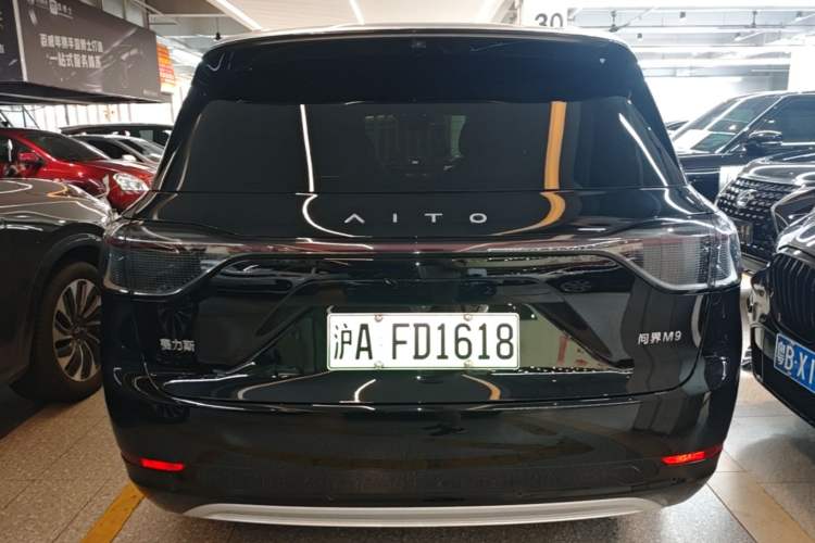 Used Hima AITO M9 2024 Range-Extended Ultra Version 52 kWh 6-Seater Model Rear