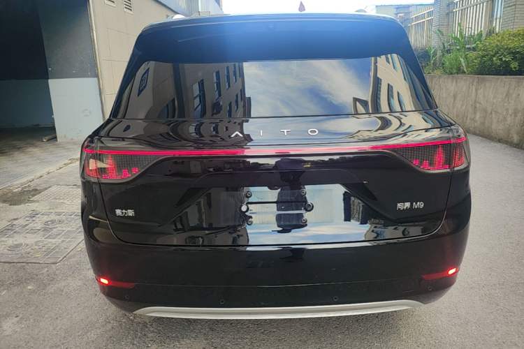Used Hima AITO M9 2024 Range-Extended Max Edition 42 kWh 6-Seater Version Rear