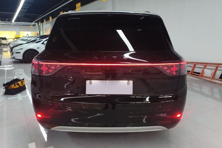 Used Hima AITO M9 2024 All-Electric Ultra Version 100 kWh 5-Seater Model Rear
