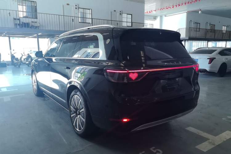 Used Hima AITO M9 2024 Range-Extended Ultra Version 42 kWh 6-Seater Model Rear Left 45 Deg