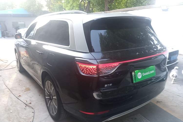Used Hima AITO M9 2024 Range-Extended Ultra Version 42 kWh 6-Seater Model Rear Left 45 Deg