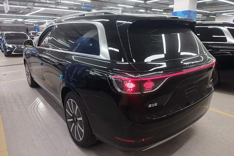 Used Hima AITO M9 2024 Range-Extended Ultra Version 42 kWh 6-Seater Model Rear Left 45 Deg