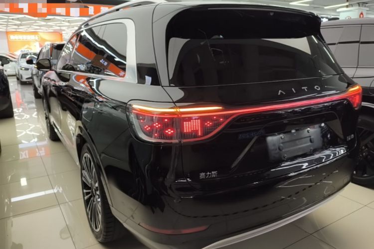 Used Hima AITO M9 2024 Range-Extended Ultra Version 42 kWh 6-Seater Model Rear Left 45 Deg