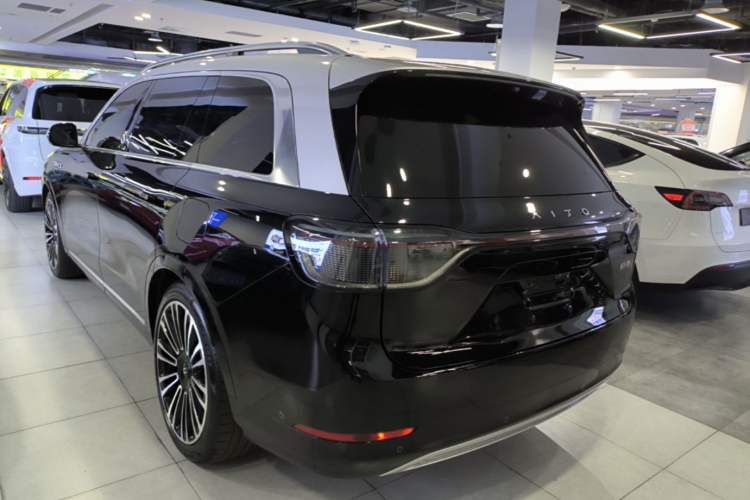 Used Hima AITO M9 2024 Range-Extended Ultra Version 42 kWh 6-Seater Model Rear Left 45 Deg