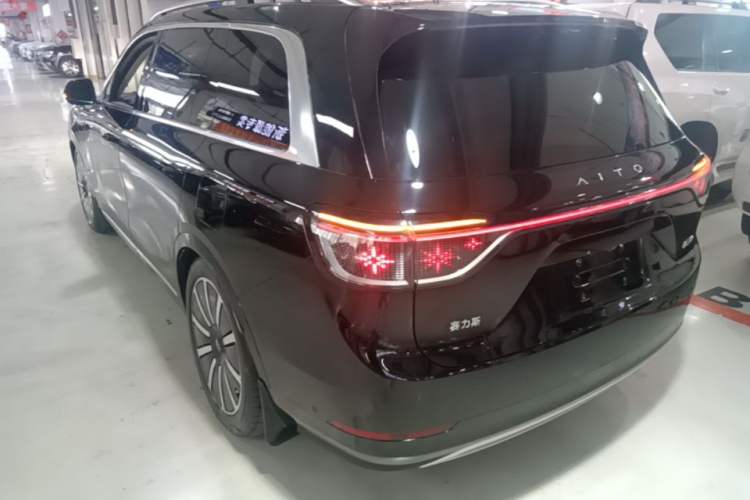 Used Hima AITO M9 2024 Range-Extended Ultra Version 42 kWh 6-Seater Model Rear Left 45 Deg
