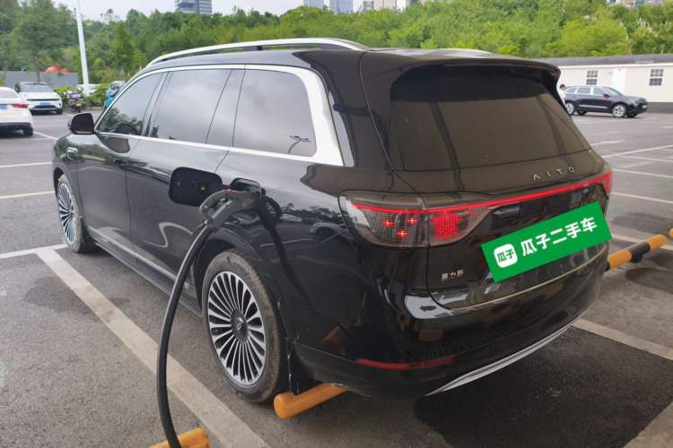 Used Hima AITO M9 2024 Range-Extended Ultra Version 52 kWh 6-Seater Model Rear Left 45 Deg