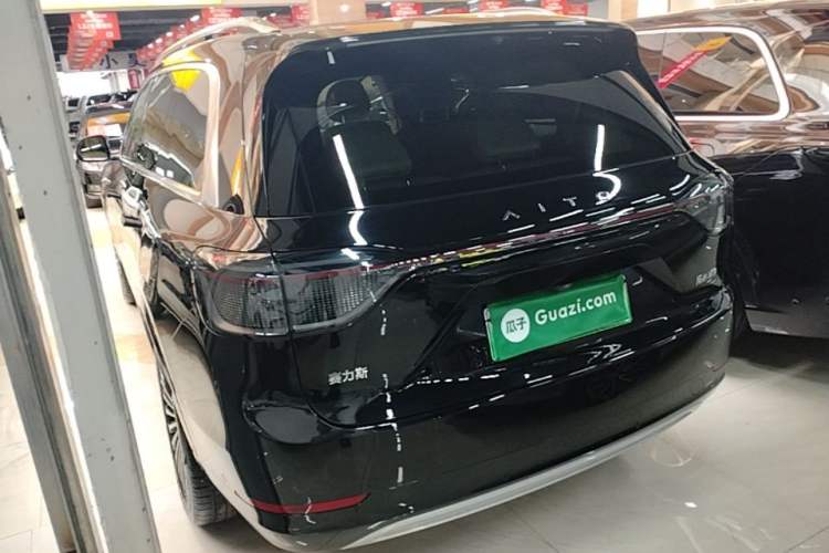 Used Hima AITO M9 2024 Range-Extended Ultra Version 52 kWh 6-Seater Model Rear Left 45 Deg