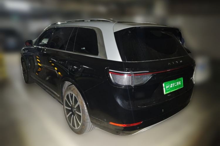 Used Hima AITO M9 2024 Range-Extended Ultra Version 52 kWh 5-Seater Model Rear Left 45 Deg