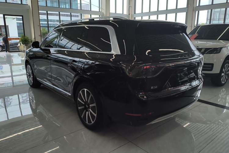 Used Hima AITO M9 2024 Range-Extended Ultra Version 52 kWh 6-Seater Model Rear Left 45 Deg