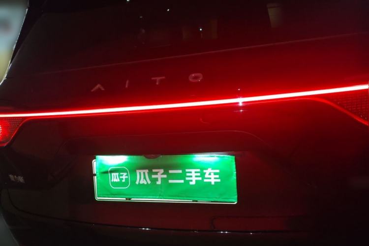 Used Hima AITO M9 2024 All-Electric Ultra Version 100 kWh 6-Seater Model Rear