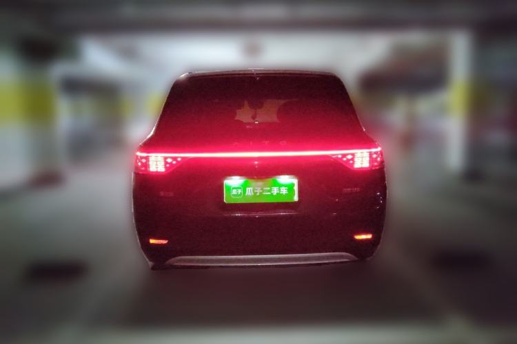 Used Hima AITO M9 2024 Range-Extended Ultra Version 42 kWh 6-Seater Model Rear