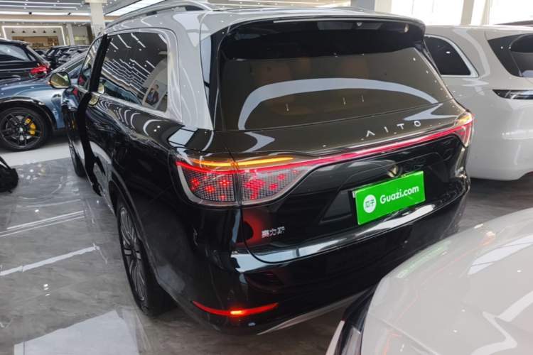 Used Hima AITO M9 2024 Range-Extended Ultra Version 42 kWh 6-Seater Model Rear