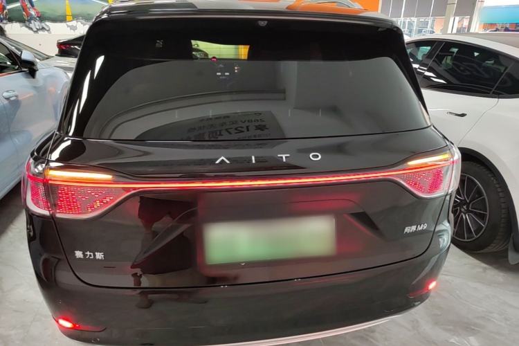 Used Hima AITO M9 2024 Range-Extended Ultra Version 42 kWh 6-Seater Model Rear