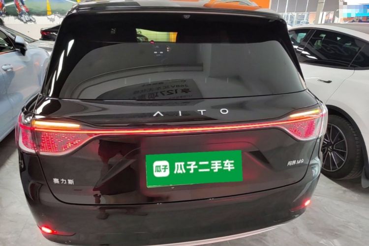Used Hima AITO M9 2024 Range-Extended Ultra Version 42 kWh 6-Seater Model Rear