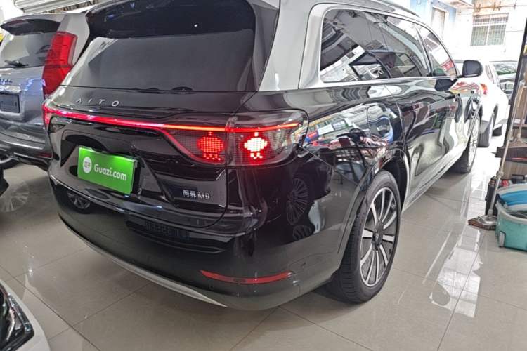 Used Hima AITO M9 2024 Range-Extended Ultra Version 42 kWh 6-Seater Model Rear Right 45 Deg