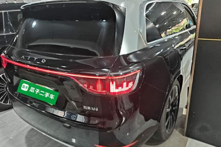 Used Hima AITO M9 2024 Range-Extended Ultra Version 52 kWh 5-Seater Model Rear Right 45 Deg