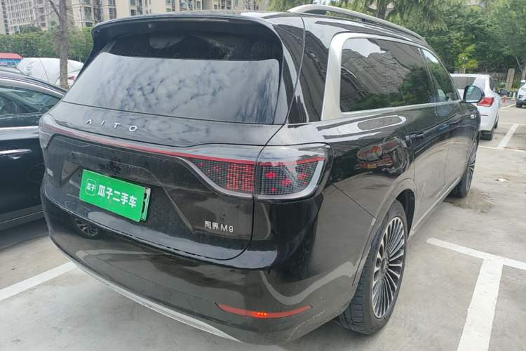 Used Hima AITO M9 2024 Range-Extended Ultra Version 42 kWh 6-Seater Model Rear Right 45 Deg