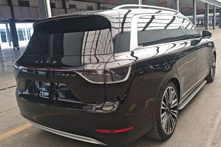 Used Hima AITO M9 2024 Range-Extended Ultra Version 42 kWh 6-Seater Model Rear Right 45 Deg