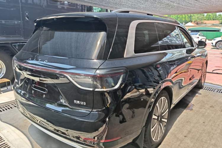 Used Hima AITO M9 2024 Range-Extended Max Edition 42 kWh 6-Seater Version Rear Right 45 Deg