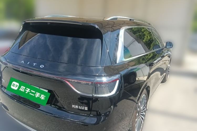 Used Hima AITO M9 2024 All-Electric Ultra Version 100 kWh 5-Seater Model Rear Right 45 Deg