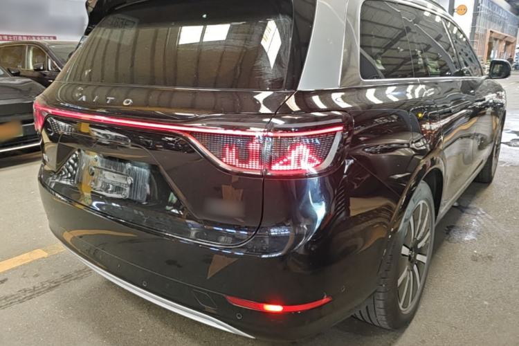 Used Hima AITO M9 2024 Range-Extended Ultra Version 42 kWh 6-Seater Model Rear Right 45 Deg