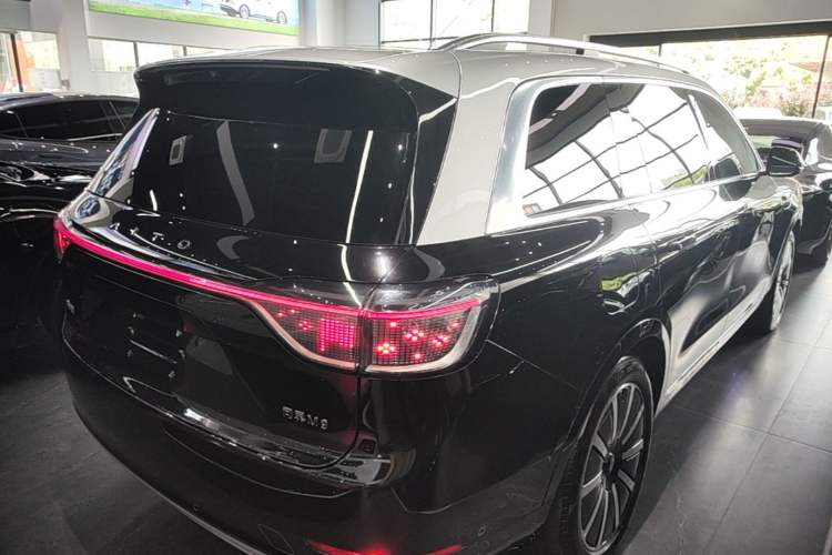 Used Hima AITO M9 2024 Range-Extended Ultra Version 52 kWh 6-Seater Model Rear Right 45 Deg