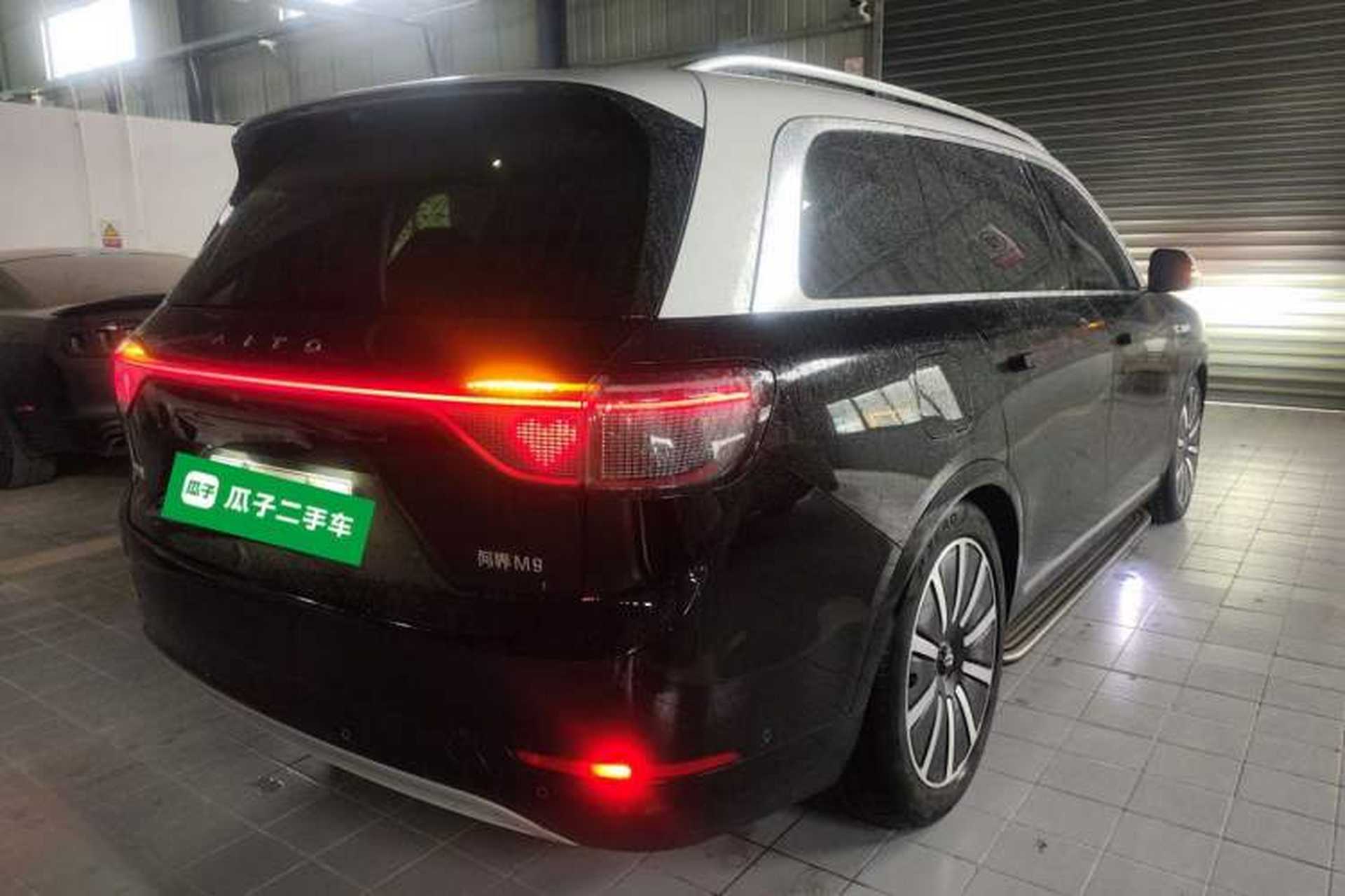 Used Hima AITO M9 2024 Range-Extended Ultra Version 42 kWh 6-Seater Model Rear Right 45 Deg