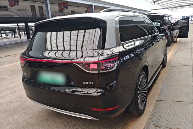 Used Hima AITO M9 2024 Range-Extended Ultra Version 42 kWh 6-Seater Model Rear Right 45 Deg