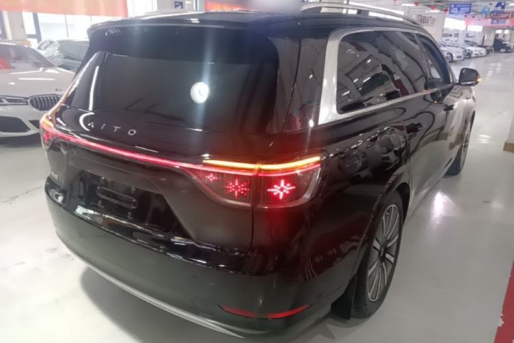 Used Hima AITO M9 2024 Range-Extended Ultra Version 42 kWh 6-Seater Model Rear Right 45 Deg
