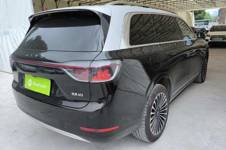 Used Hima AITO M9 2024 Range-Extended Ultra Version 52 kWh 5-Seater Model Rear Right 45 Deg