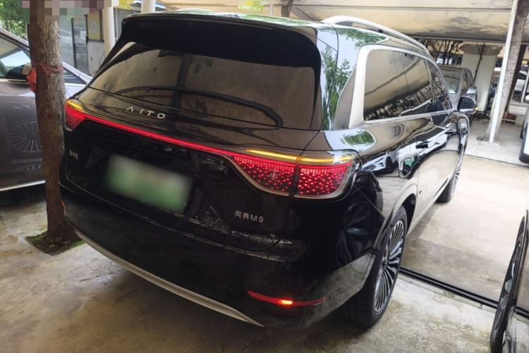 Used Hima AITO M9 2024 Range-Extended Ultra Version 52 kWh 6-Seater Model Rear Right 45 Deg