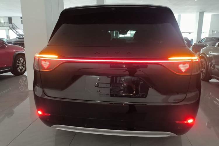 Used Hima AITO M9 2024 Range-Extended Ultra Version 52 kWh 5-Seater Model Rear