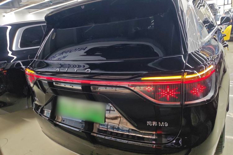 Used Hima AITO M9 2024 Range-Extended Ultra Version 52 kWh 5-Seater Model Rear