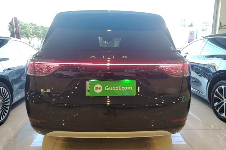 Used Hima AITO M9 2024 Range-Extended Ultra Version 42 kWh 6-Seater Model Rear