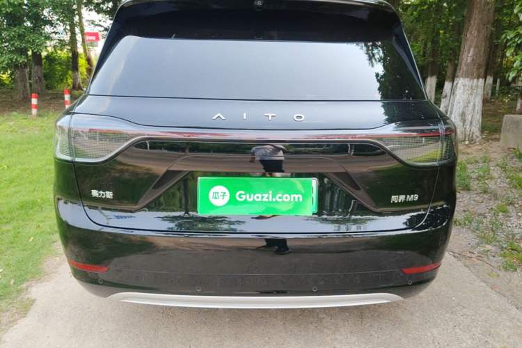 Used Hima AITO M9 2024 Range-Extended Ultra Version 52 kWh 6-Seater Model Rear