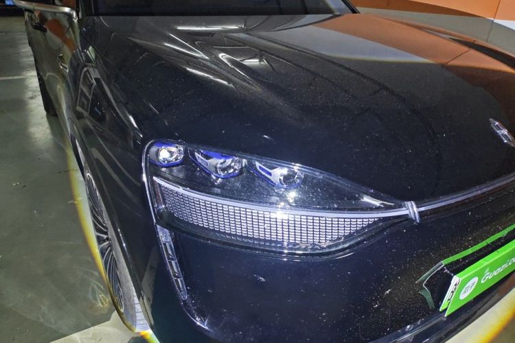 Used Hima AITO M9 2024 Range-Extended Ultra Version 52 kWh 5-Seater Model Right Front Headlight