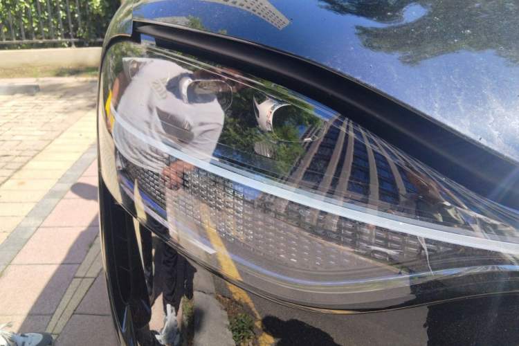 Used Hima AITO M9 2024 Range-Extended Ultra Version 42 kWh 6-Seater Model Right Front Headlight