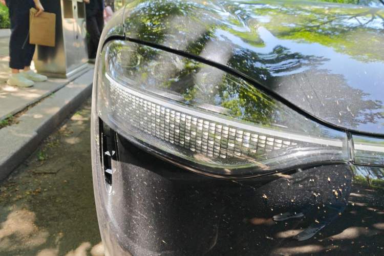 Used Hima AITO M9 2024 Range-Extended Max Edition 42 kWh 5-Seater Version Right Front Headlight