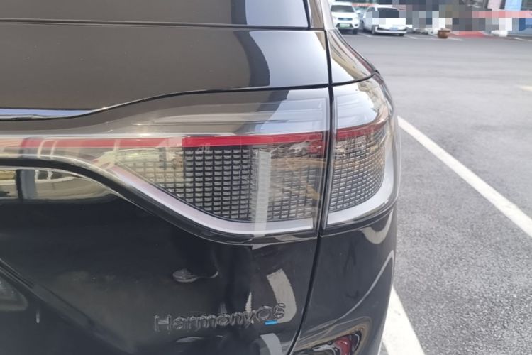 Used Hima AITO M9 2024 Range-Extended Ultra Version 42 kWh 6-Seater Model Right Rear Taillight