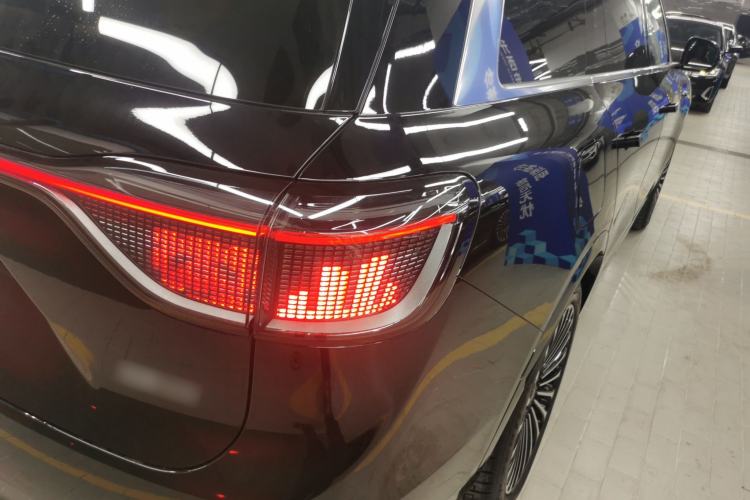 Used Hima AITO M9 2024 Range-Extended Ultra Version 42 kWh 6-Seater Model Right Rear Taillight