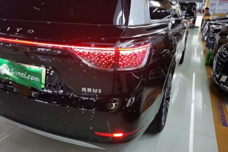 Used Hima AITO M9 2024 Range-Extended Max Edition 42 kWh 6-Seater Version Right Rear Taillight