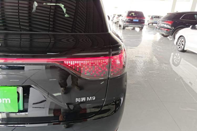 Used Hima AITO M9 2024 Range-Extended Ultra Version 42 kWh 6-Seater Model Right Rear Taillight