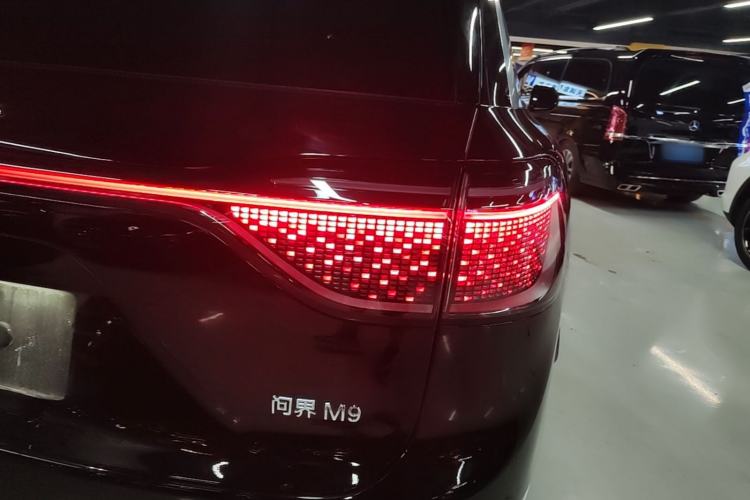 Used Hima AITO M9 2024 Range-Extended Ultra Version 42 kWh 6-Seater Model Right Rear Taillight