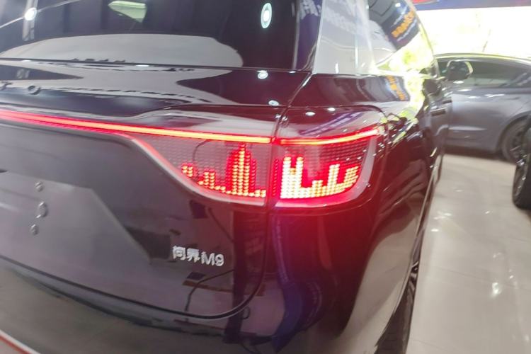 Used Hima AITO M9 2024 Range-Extended Ultra Version 42 kWh 6-Seater Model Right Rear Taillight