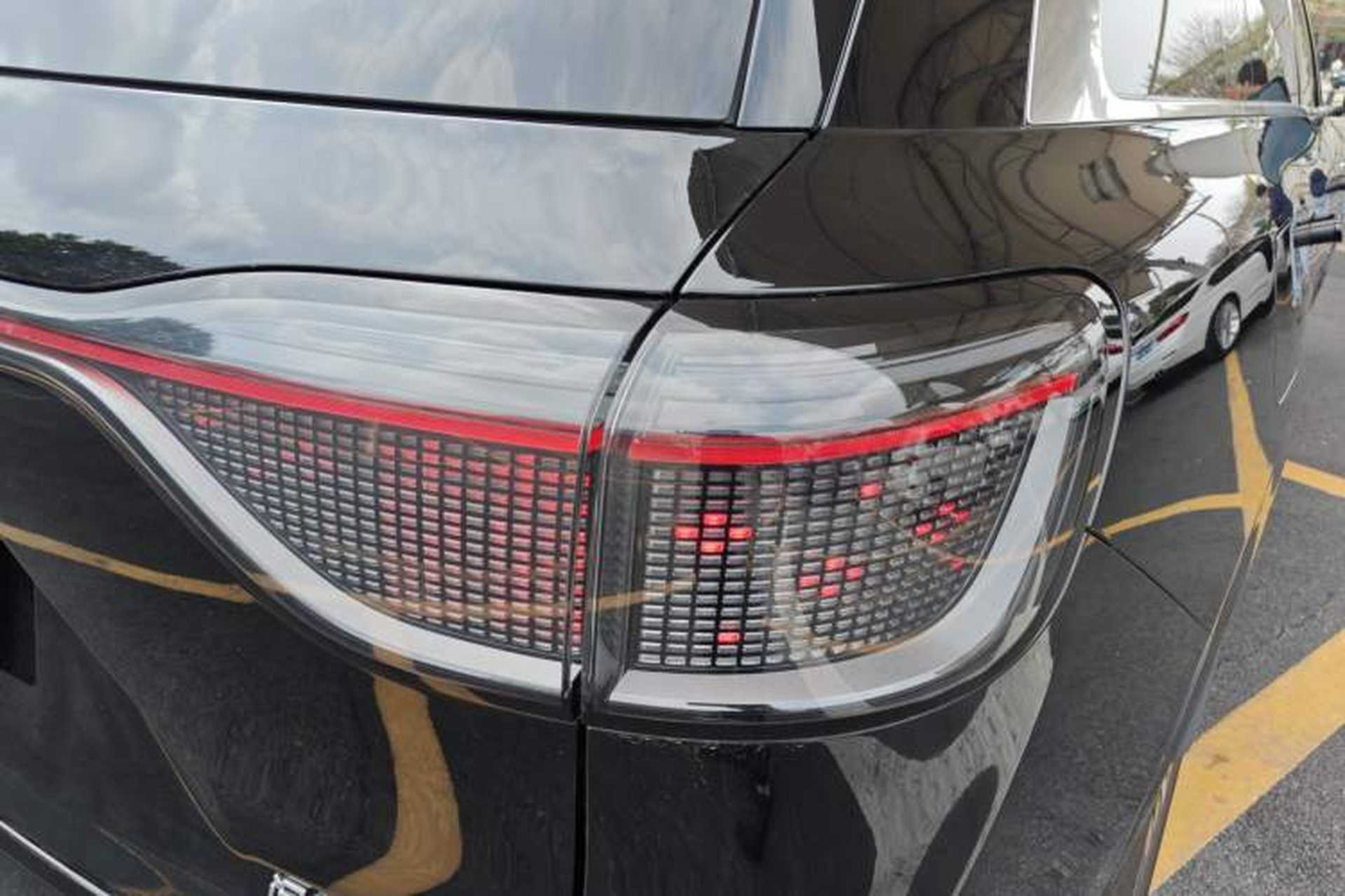 Used Hima AITO M9 2024 Range-Extended Ultra Version 42 kWh 6-Seater Model Right Rear Taillight