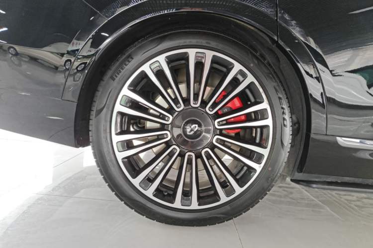Used Hima AITO M9 2024 Range-Extended Ultra Version 42 kWh 6-Seater Model Right Rear Wheel Hub
