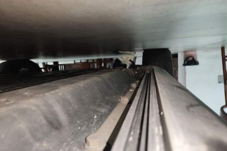 Used Hima AITO M9 2024 Range-Extended Ultra Version 52 kWh 6-Seater Model Right Side Sill